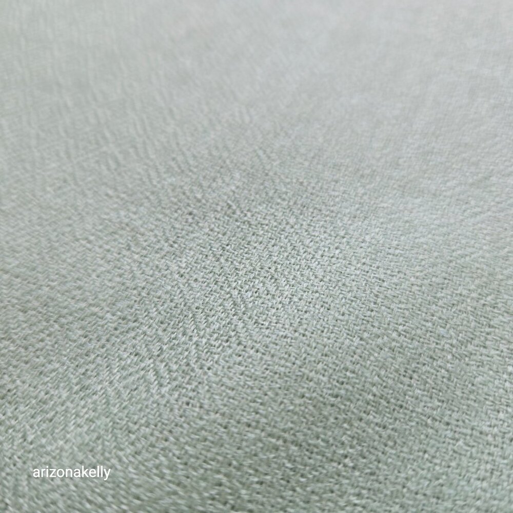 NWOT Cashmere Woven Lightweight Scarf Mint Green - Picture 8 of 10